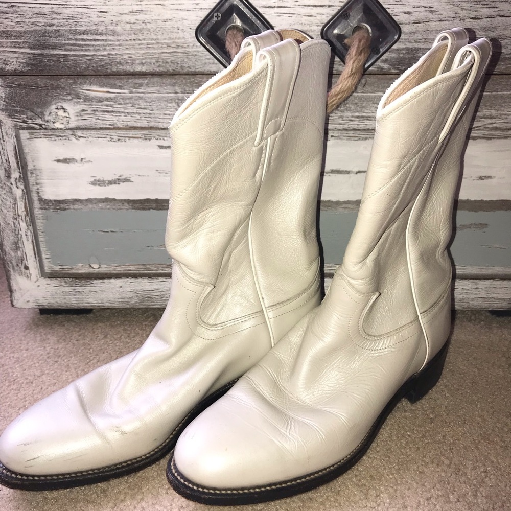 Ladies Justin cowboy boots